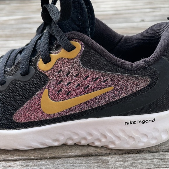 Nike Kids' Grade School Legend React Running Shoes GUC - Picture 4 of 6